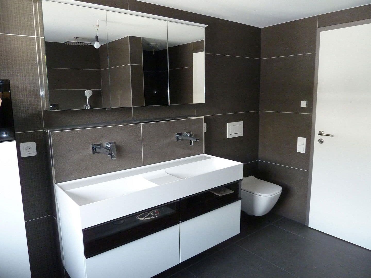 Pronájem bytu 4+1 151 m², Gaißacher Straße 82, 83646 Bad Tölz, Bavorsko Pronájem bytu 4+1 151 m², Gaißacher Straße 82, 83646 Bad Tölz, Bavorsko