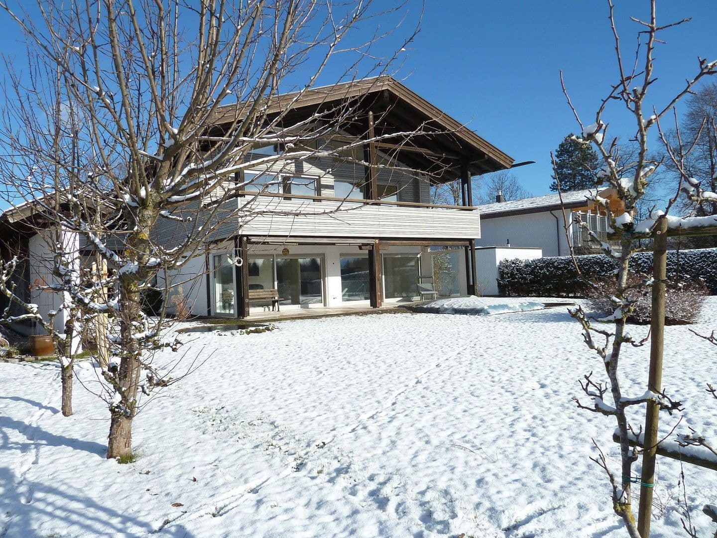 Pronájem bytu 4+1 151 m², Gaißacher Straße 82, 83646 Bad Tölz, Bavorsko Pronájem bytu 4+1 151 m², Gaißacher Straße 82, 83646 Bad Tölz, Bavorsko