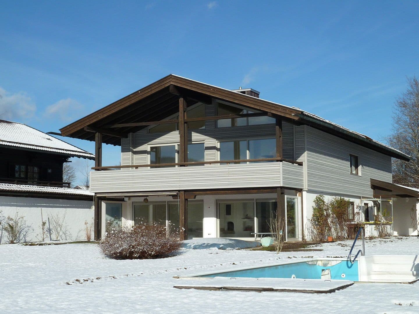 Pronájem bytu 4+1 151 m², Gaißacher Straße 82, 83646 Bad Tölz, Bavorsko Pronájem bytu 4+1 151 m², Gaißacher Straße 82, 83646 Bad Tölz, Bavorsko