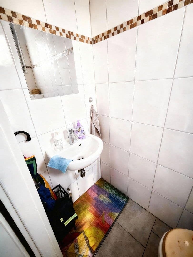 Pronájem domu 141 m², pozemek 180 m², Theodor-Heuss-Str. 37d, Taunusstein, Hessen Pronájem domu 141 m², pozemek 180 m², Theodor-Heuss-Str. 37d, Taunusstein, Hessen