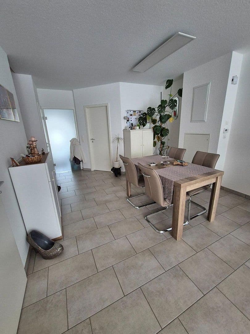 Pronájem domu 141 m², pozemek 180 m², Theodor-Heuss-Str. 37d, Taunusstein, Hessen Pronájem domu 141 m², pozemek 180 m², Theodor-Heuss-Str. 37d, Taunusstein, Hessen