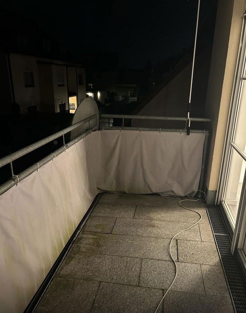 Pronájem bytu 3+1 80 m², Wittelsbacherstraße 21a, Nürnberg, Bavorsko Pronájem bytu 3+1 80 m², Wittelsbacherstraße 21a, Nürnberg, Bavorsko