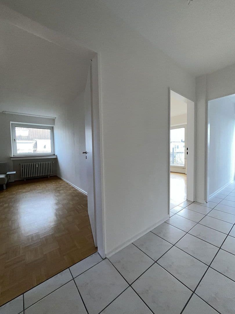 Prodej bytu 2+1 64 m², Bedburger Straße 6, Düsseldorf, Severní Porýní-Vestfálsko Prodej bytu 2+1 64 m², Bedburger Straße 6, Düsseldorf, Severní Porýní-Vestfálsko