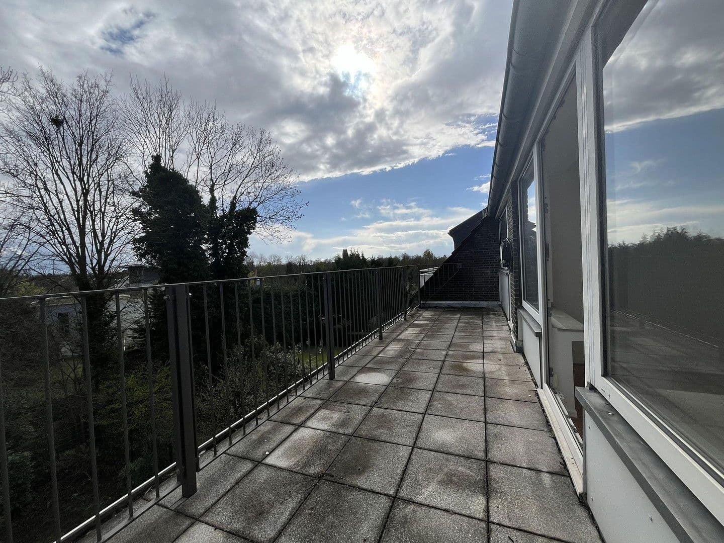 Prodej bytu 2+1 64 m², Bedburger Straße 6, Düsseldorf, Severní Porýní-Vestfálsko Prodej bytu 2+1 64 m², Bedburger Straße 6, Düsseldorf, Severní Porýní-Vestfálsko