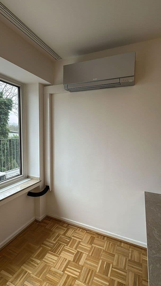 Prodej bytu 2+1 64 m², Bedburger Straße 6, Düsseldorf, Severní Porýní-Vestfálsko Prodej bytu 2+1 64 m², Bedburger Straße 6, Düsseldorf, Severní Porýní-Vestfálsko