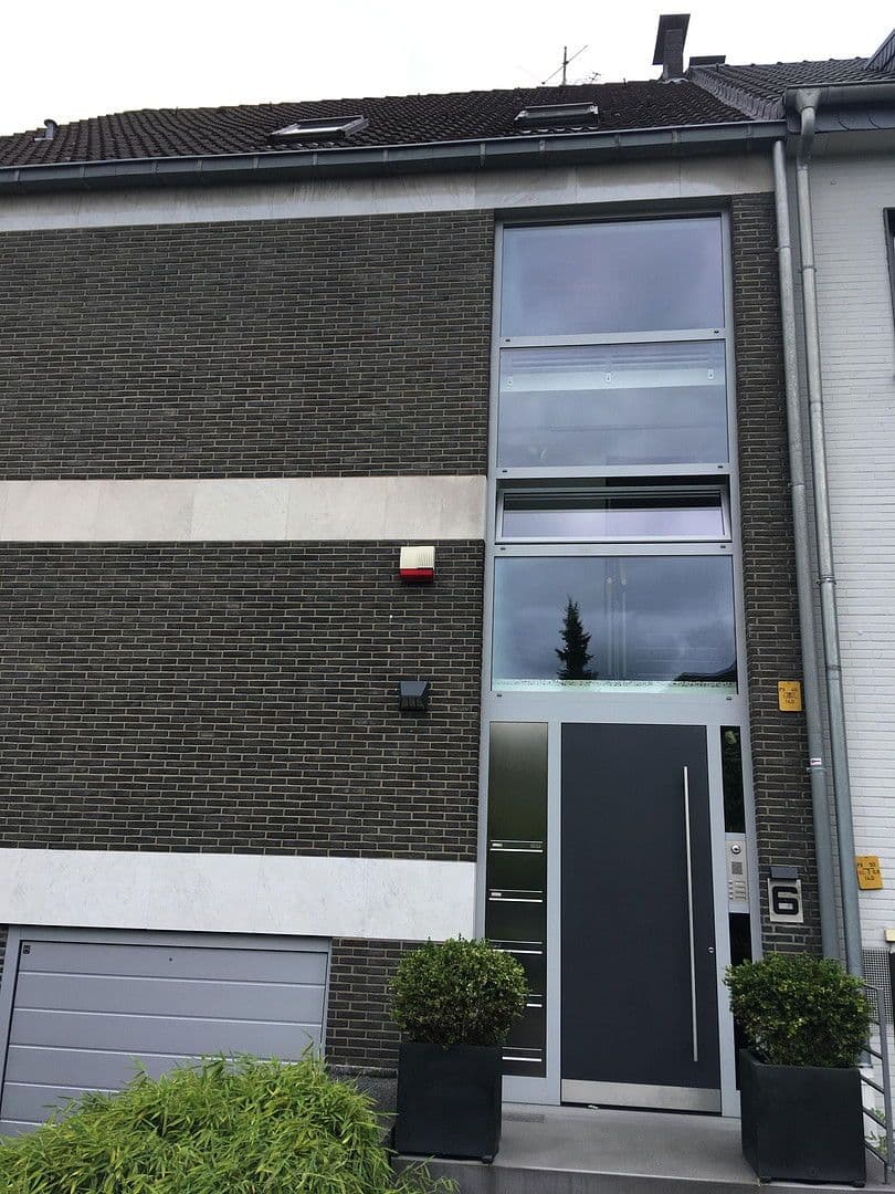 Prodej bytu 2+1 64 m², Bedburger Straße 6, Düsseldorf, Severní Porýní-Vestfálsko Prodej bytu 2+1 64 m², Bedburger Straße 6, Düsseldorf, Severní Porýní-Vestfálsko