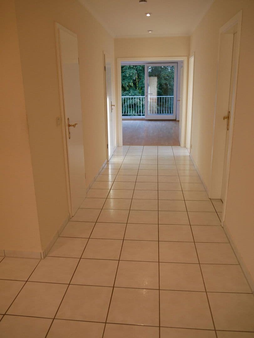 Prodej bytu 2+1 85 m², Eckerkamp 8, Wellingsbüttel, Hamburg Prodej bytu 2+1 85 m², Eckerkamp 8, Wellingsbüttel, Hamburg