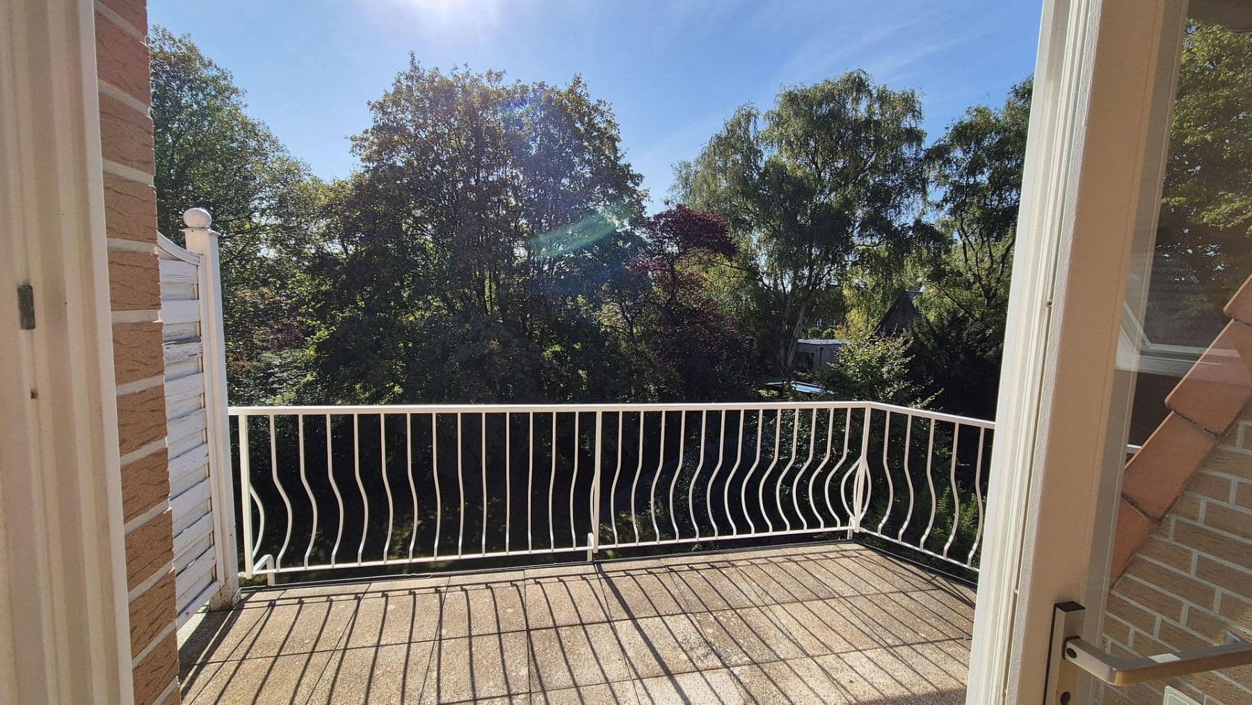 Prodej bytu 2+1 85 m², Eckerkamp 8, Wellingsbüttel, Hamburg Prodej bytu 2+1 85 m², Eckerkamp 8, Wellingsbüttel, Hamburg