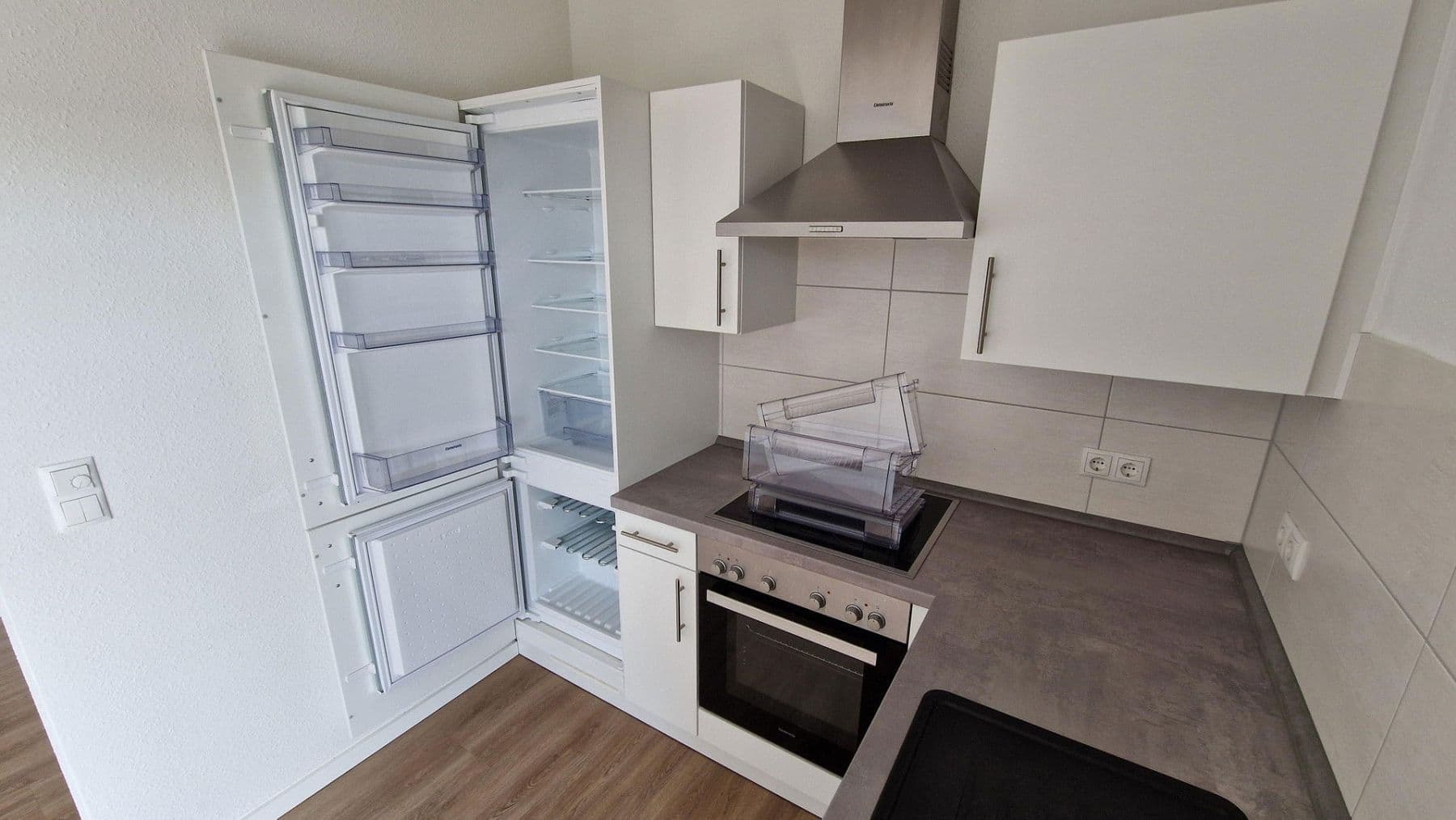 Pronájem bytu 2+1 61 m², Deutsch-Evern-Weg 41b, Lüneburg, Dolní Sasko Pronájem bytu 2+1 61 m², Deutsch-Evern-Weg 41b, Lüneburg, Dolní Sasko