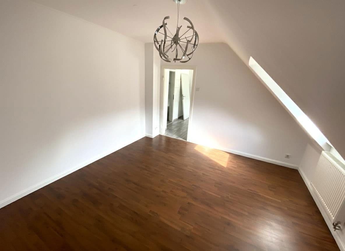 Prodej bytu 3+1 85 m², Arndtstraße 55, Hagen, Severní Porýní-Vestfálsko Prodej bytu 3+1 85 m², Arndtstraße 55, Hagen, Severní Porýní-Vestfálsko