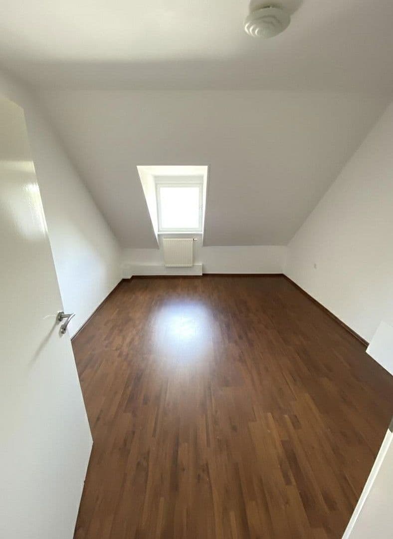 Prodej bytu 3+1 85 m², Arndtstraße 55, Hagen, Severní Porýní-Vestfálsko Prodej bytu 3+1 85 m², Arndtstraße 55, Hagen, Severní Porýní-Vestfálsko