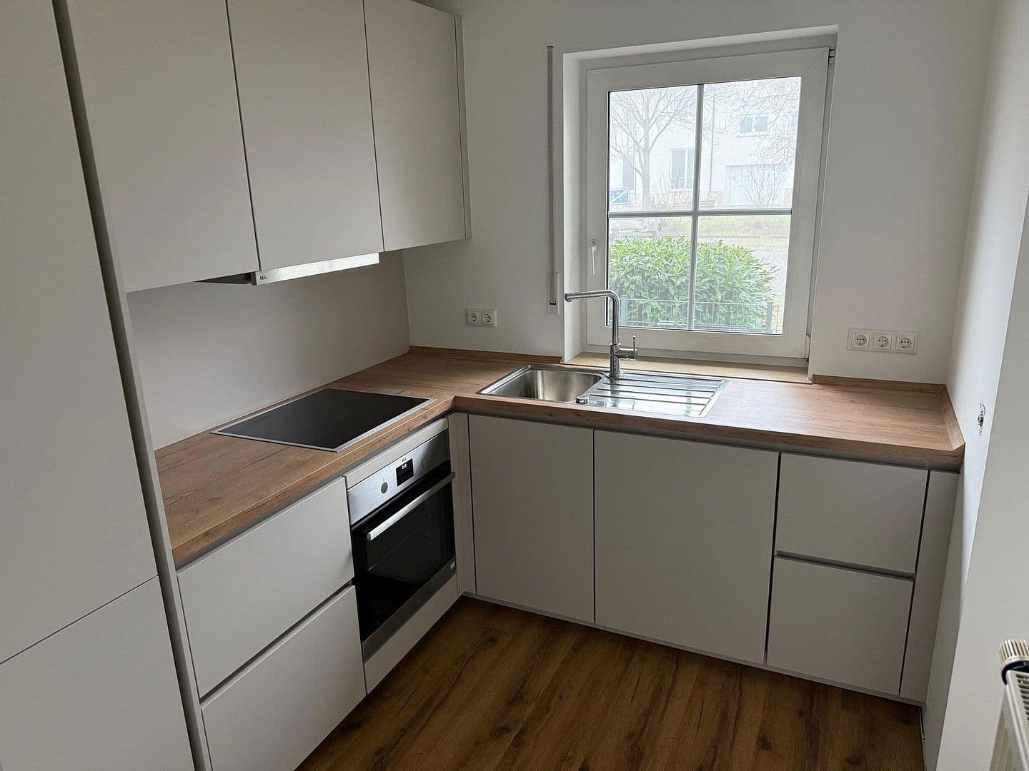 Pronájem bytu 3+1 85 m², Brahmsstraße 18 A, Ingelheim am Rhein, Porýní-Falc Pronájem bytu 3+1 85 m², Brahmsstraße 18 A, Ingelheim am Rhein, Porýní-Falc