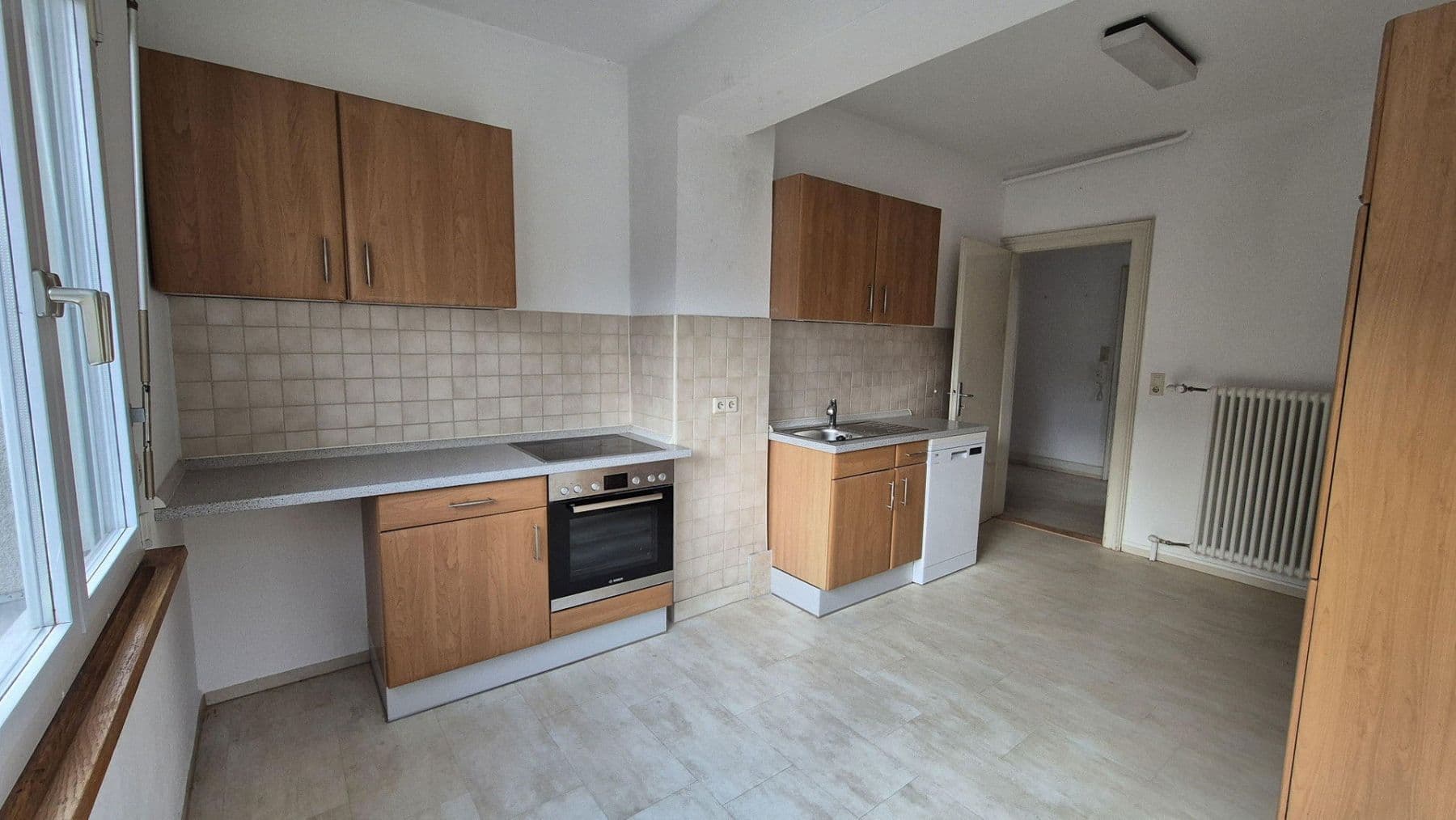 Pronájem bytu 4+1 120 m², Bad Säckingen, Bádensko-Württembersko Pronájem bytu 4+1 120 m², Bad Säckingen, Bádensko-Württembersko