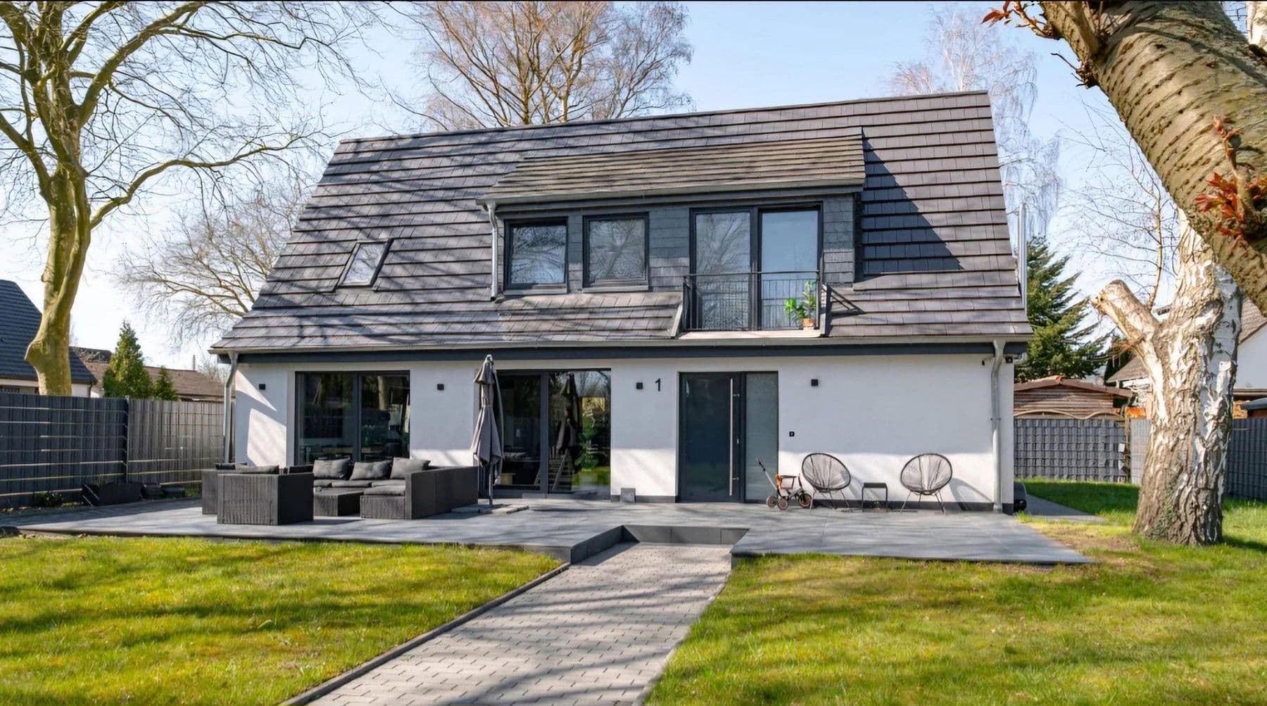 Prodej domu 140 m², pozemek 576 m², Similiberg 1, Hamburg, Hamburg Prodej domu 140 m², pozemek 576 m², Similiberg 1, Hamburg, Hamburg