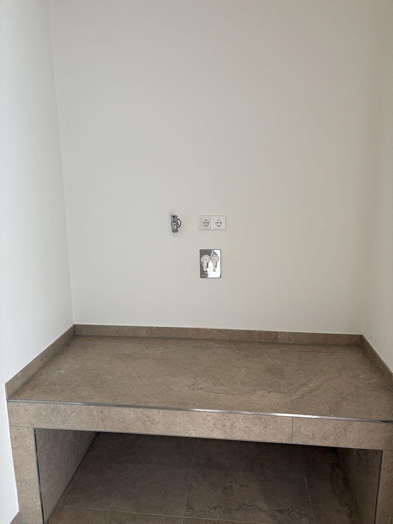 Pronájem bytu 3+1 79 m², Legden, Severní Porýní-Vestfálsko Pronájem bytu 3+1 79 m², Legden, Severní Porýní-Vestfálsko