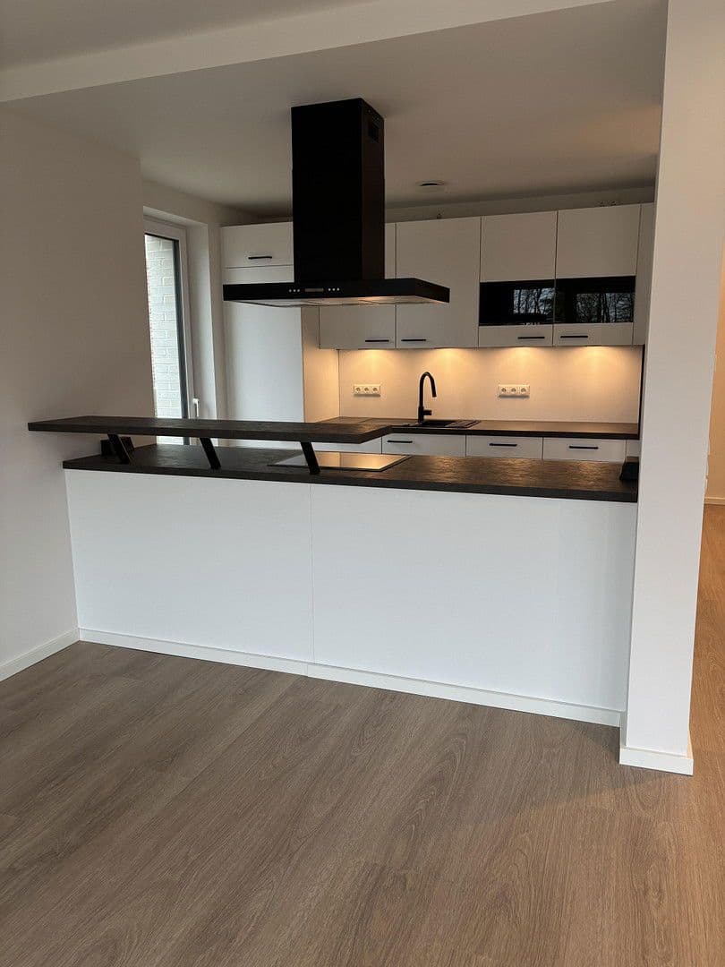 Pronájem bytu 3+1 101 m², Am Kahlenberg 18, Burg (Dithmarschen), Šlesvicko-Holštýnsko Pronájem bytu 3+1 101 m², Am Kahlenberg 18, Burg (Dithmarschen), Šlesvicko-Holštýnsko