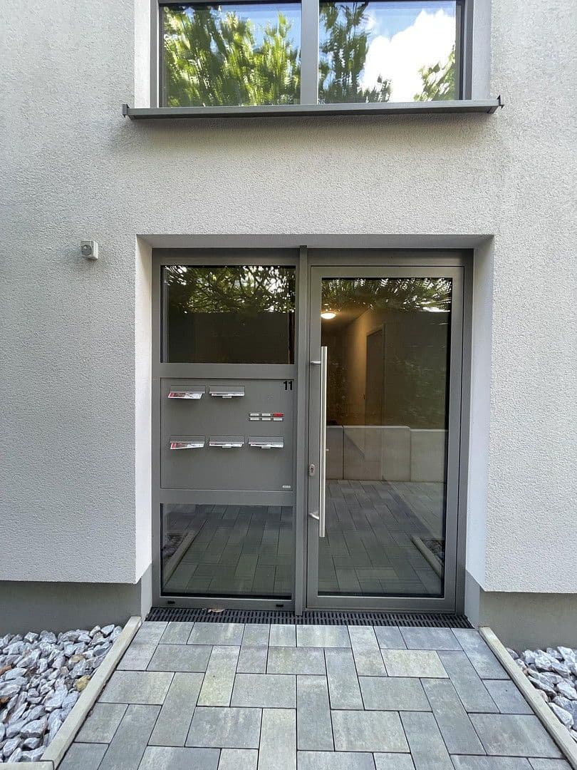 Pronájem bytu 2+1 75 m², Kirschblütenweg 11, Düsseldorf, Severní Porýní-Vestfálsko Pronájem bytu 2+1 75 m², Kirschblütenweg 11, Düsseldorf, Severní Porýní-Vestfálsko