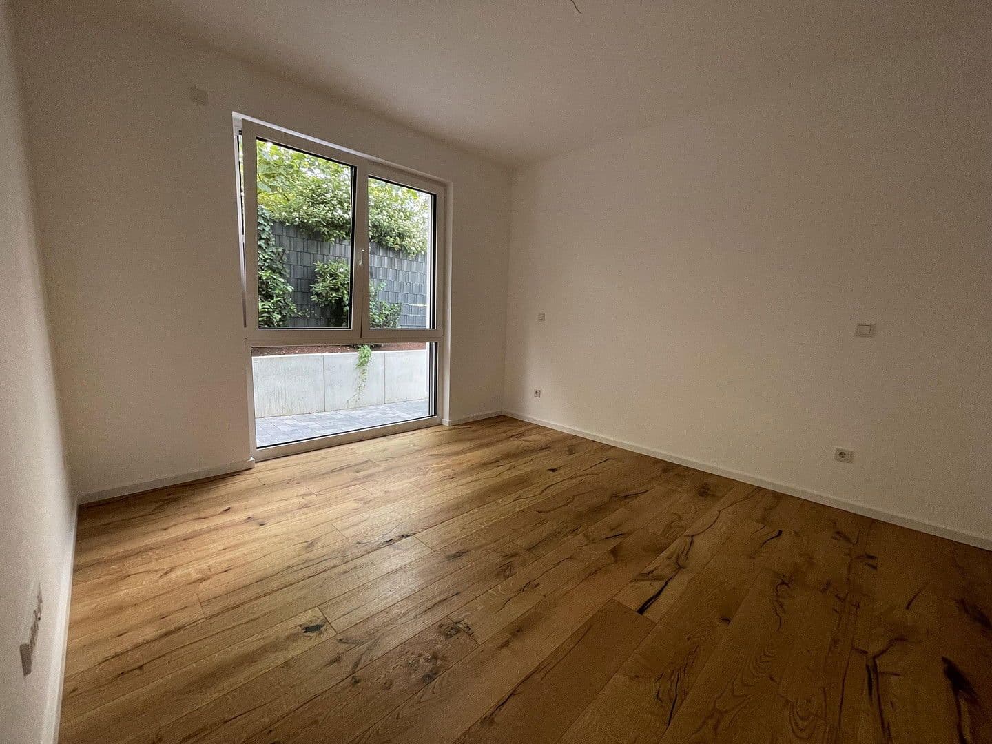 Pronájem bytu 2+1 75 m², Kirschblütenweg 11, Düsseldorf, Severní Porýní-Vestfálsko Pronájem bytu 2+1 75 m², Kirschblütenweg 11, Düsseldorf, Severní Porýní-Vestfálsko