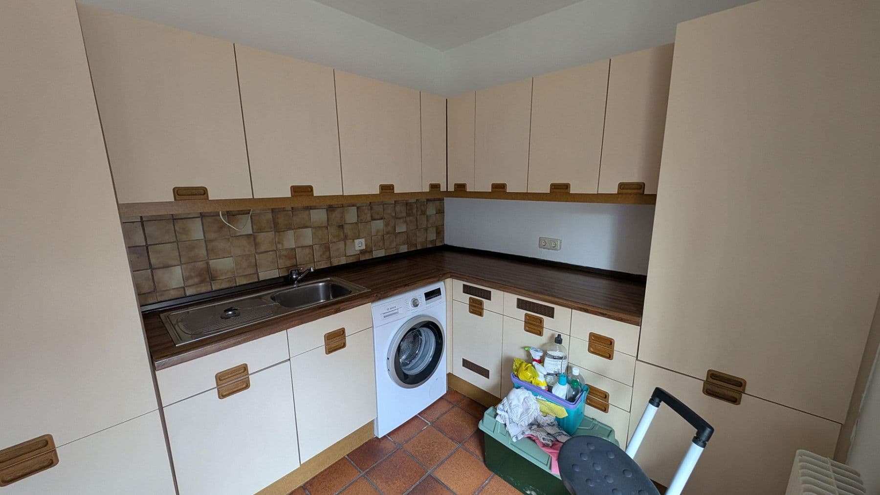 Pronájem bytu 3+1 120 m², Bürgermeister-Fröber-Weg 2, Kreuzwertheim, Bavorsko Pronájem bytu 3+1 120 m², Bürgermeister-Fröber-Weg 2, Kreuzwertheim, Bavorsko