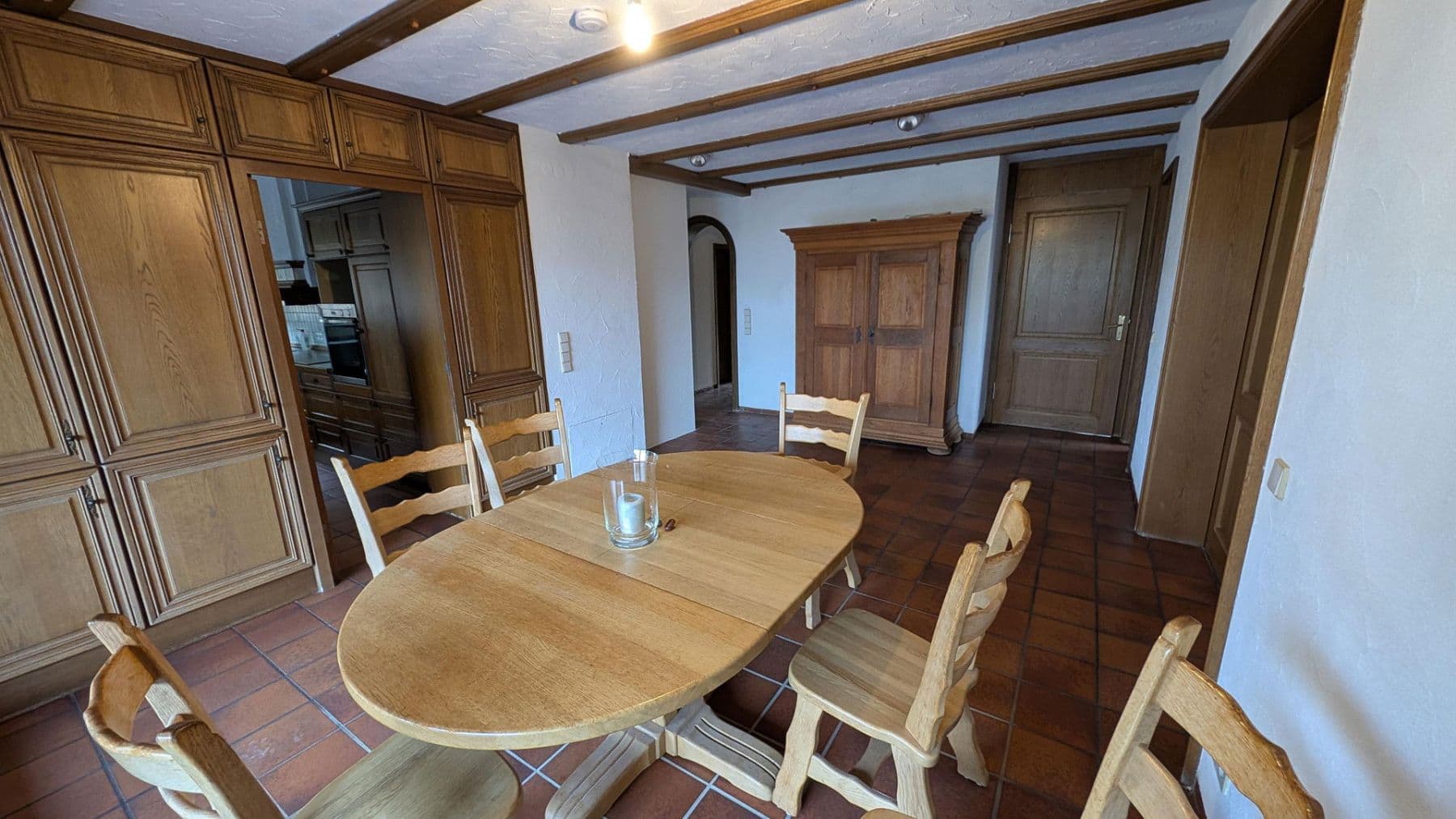 Pronájem bytu 3+1 120 m², Bürgermeister-Fröber-Weg 2, Kreuzwertheim, Bavorsko Pronájem bytu 3+1 120 m², Bürgermeister-Fröber-Weg 2, Kreuzwertheim, Bavorsko