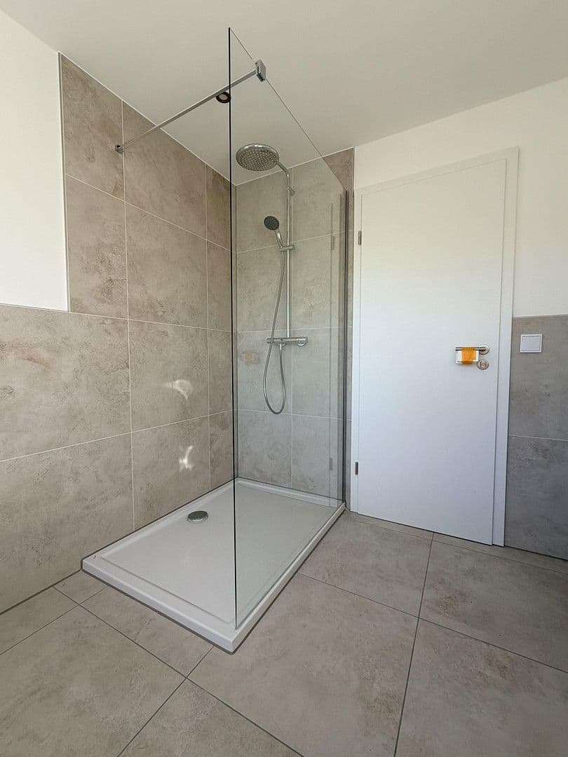 Prodej bytu 3+1 95 m², Bornhausweg 15, Freudenberg, Severní Porýní-Vestfálsko Prodej bytu 3+1 95 m², Bornhausweg 15, Freudenberg, Severní Porýní-Vestfálsko