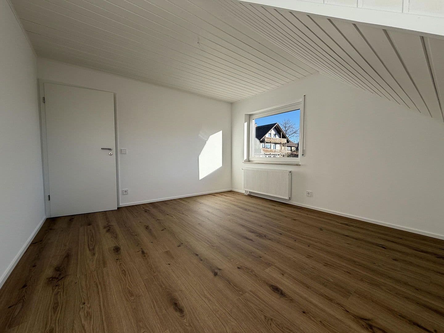 Prodej bytu 3+1 95 m², Bornhausweg 15, Freudenberg, Severní Porýní-Vestfálsko Prodej bytu 3+1 95 m², Bornhausweg 15, Freudenberg, Severní Porýní-Vestfálsko