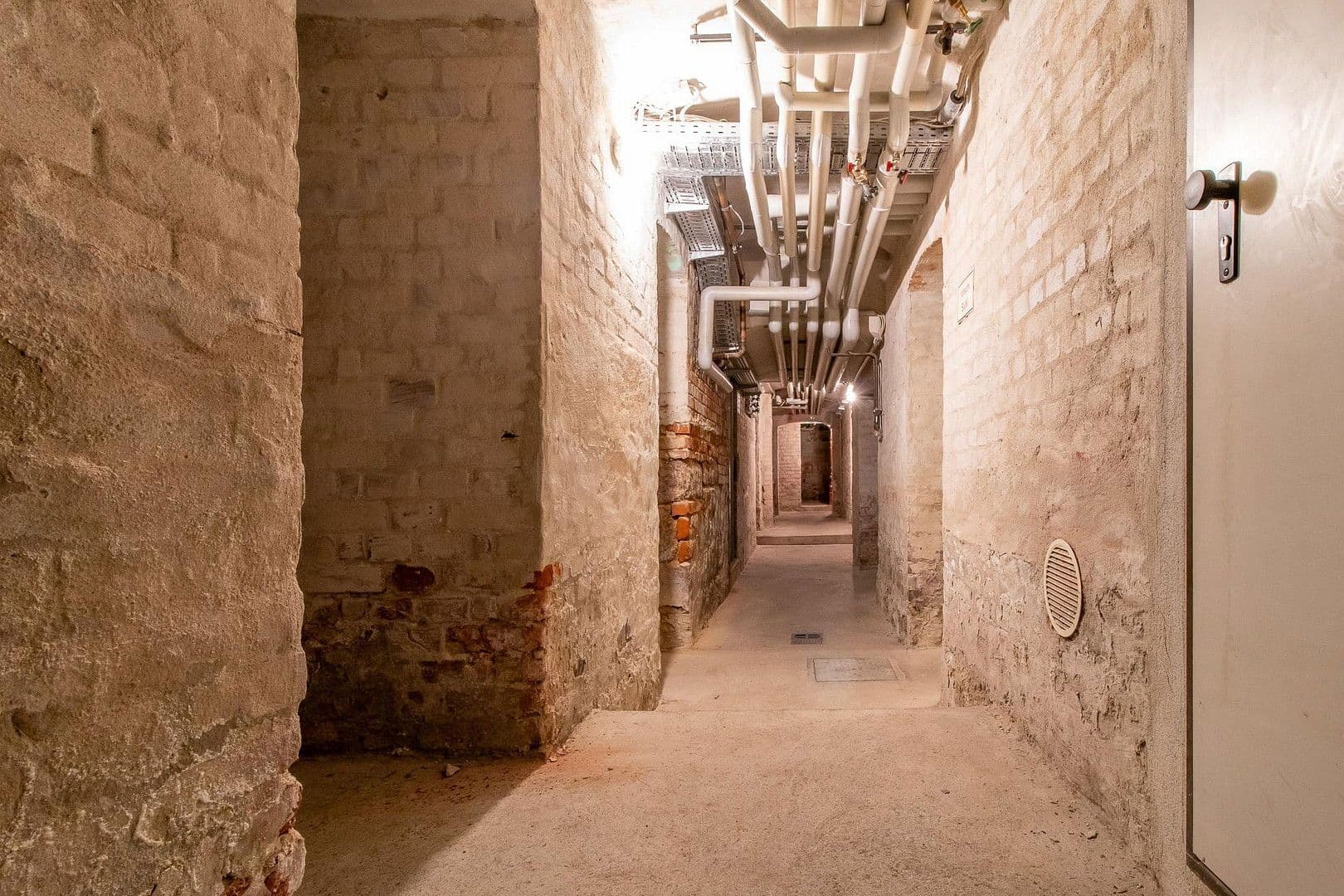 Prodej bytu 4+1 94 m², Chemnitz, Sasko Prodej bytu 4+1 94 m², Chemnitz, Sasko