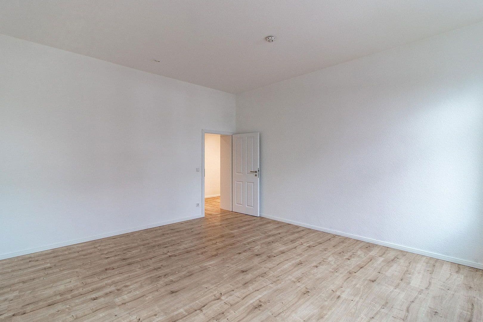 Prodej bytu 4+1 94 m², Chemnitz, Sasko Prodej bytu 4+1 94 m², Chemnitz, Sasko
