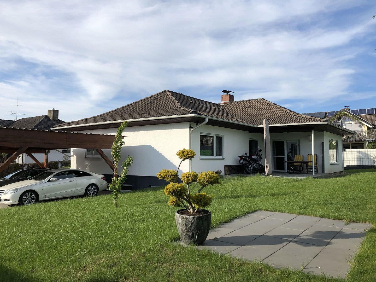 Prodej domu 165 m², pozemek 752 m², Herbolzheim, Bádensko-Württembersko Prodej domu 165 m², pozemek 752 m², Herbolzheim, Bádensko-Württembersko