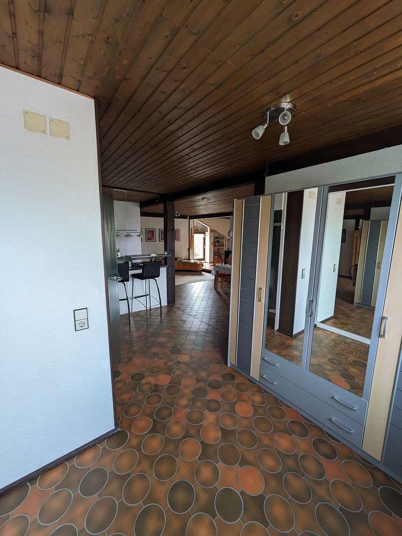 Prodej domu 255 m², pozemek 700 m², Neustadt an der Aisch, Bavorsko Prodej domu 255 m², pozemek 700 m², Neustadt an der Aisch, Bavorsko