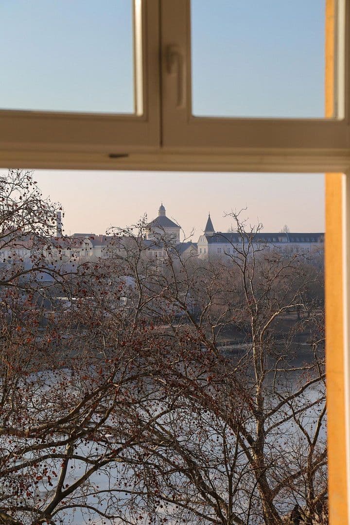 Prodej bytu 2+1 73 m², Fraenkelufer 48, Berlin, Berlín Prodej bytu 2+1 73 m², Fraenkelufer 48, Berlin, Berlín