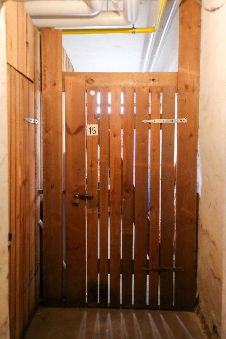 Prodej bytu 2+1 73 m², Fraenkelufer 48, Berlin, Berlín Prodej bytu 2+1 73 m², Fraenkelufer 48, Berlin, Berlín