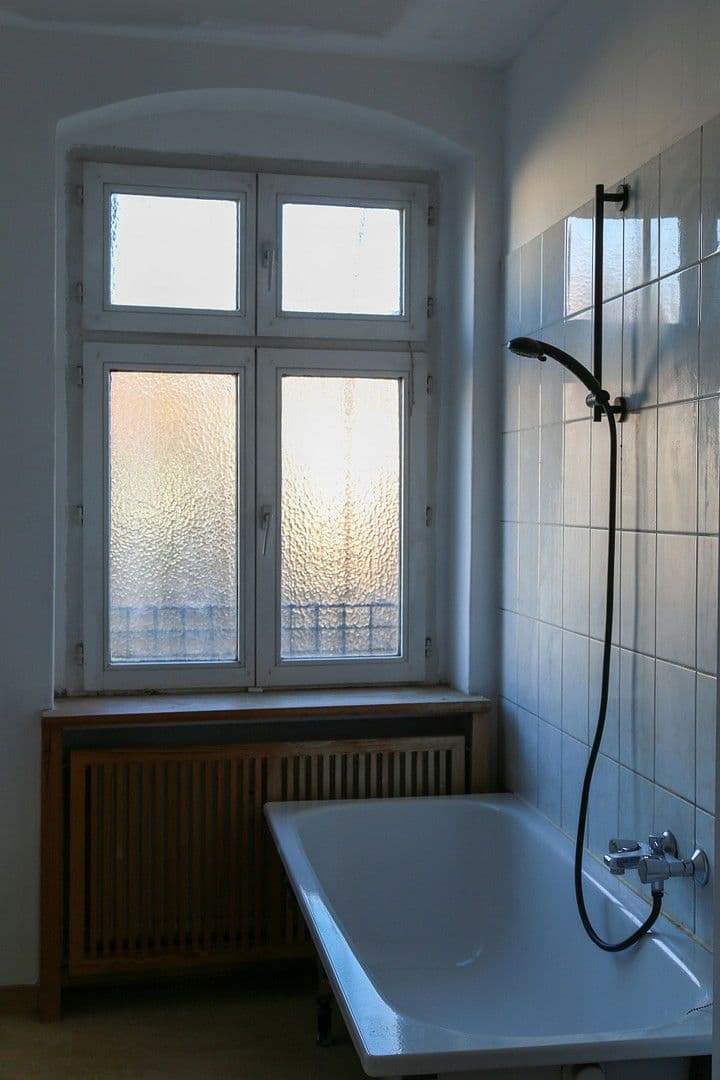 Prodej bytu 2+1 73 m², Fraenkelufer 48, Berlin, Berlín Prodej bytu 2+1 73 m², Fraenkelufer 48, Berlin, Berlín