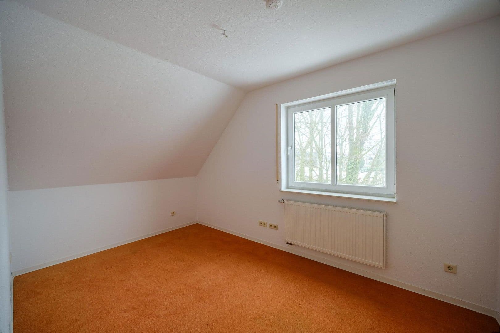 Pronájem domu 73 m², pozemek 222 m², Oldenburg, Dolní Sasko Pronájem domu 73 m², pozemek 222 m², Oldenburg, Dolní Sasko