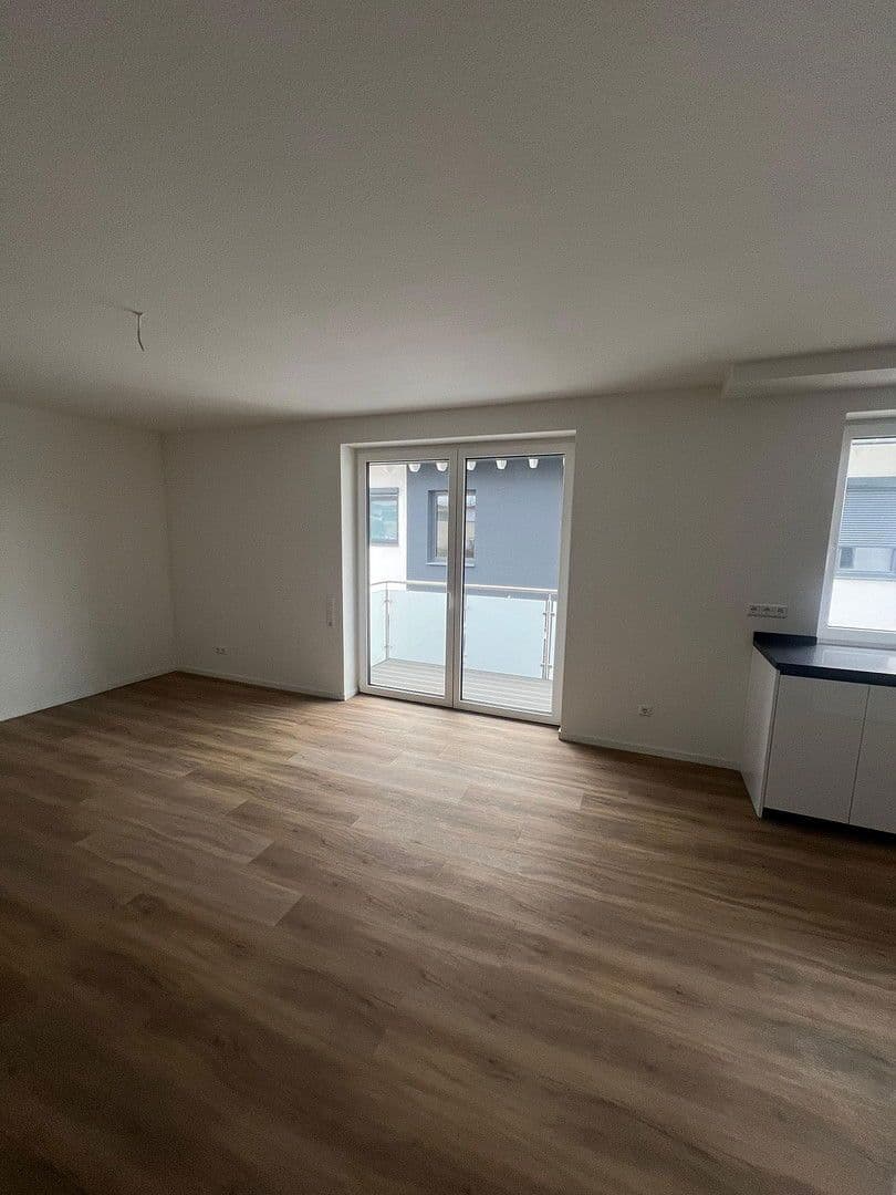 Pronájem bytu 2+1 72 m², Walldürn, Bádensko-Württembersko Pronájem bytu 2+1 72 m², Walldürn, Bádensko-Württembersko