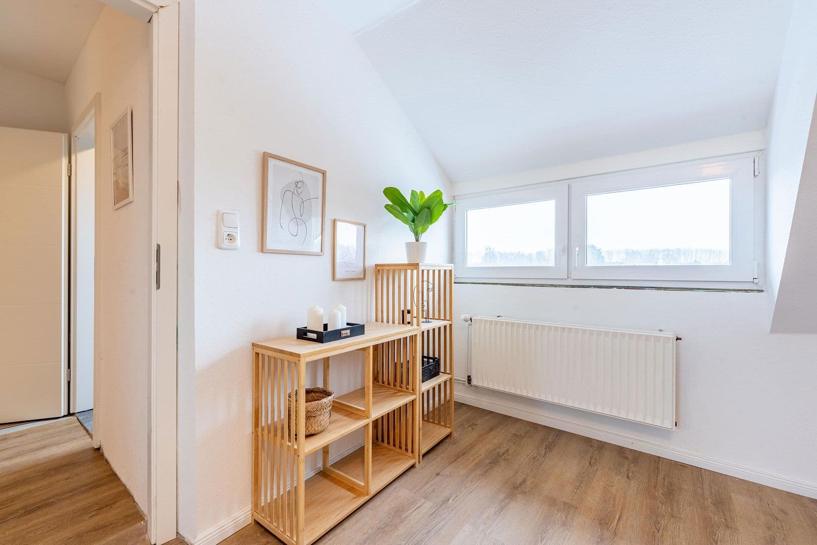 Prodej domu 123 m², pozemek 370 m², Kiel, Šlesvicko-Holštýnsko Prodej domu 123 m², pozemek 370 m², Kiel, Šlesvicko-Holštýnsko