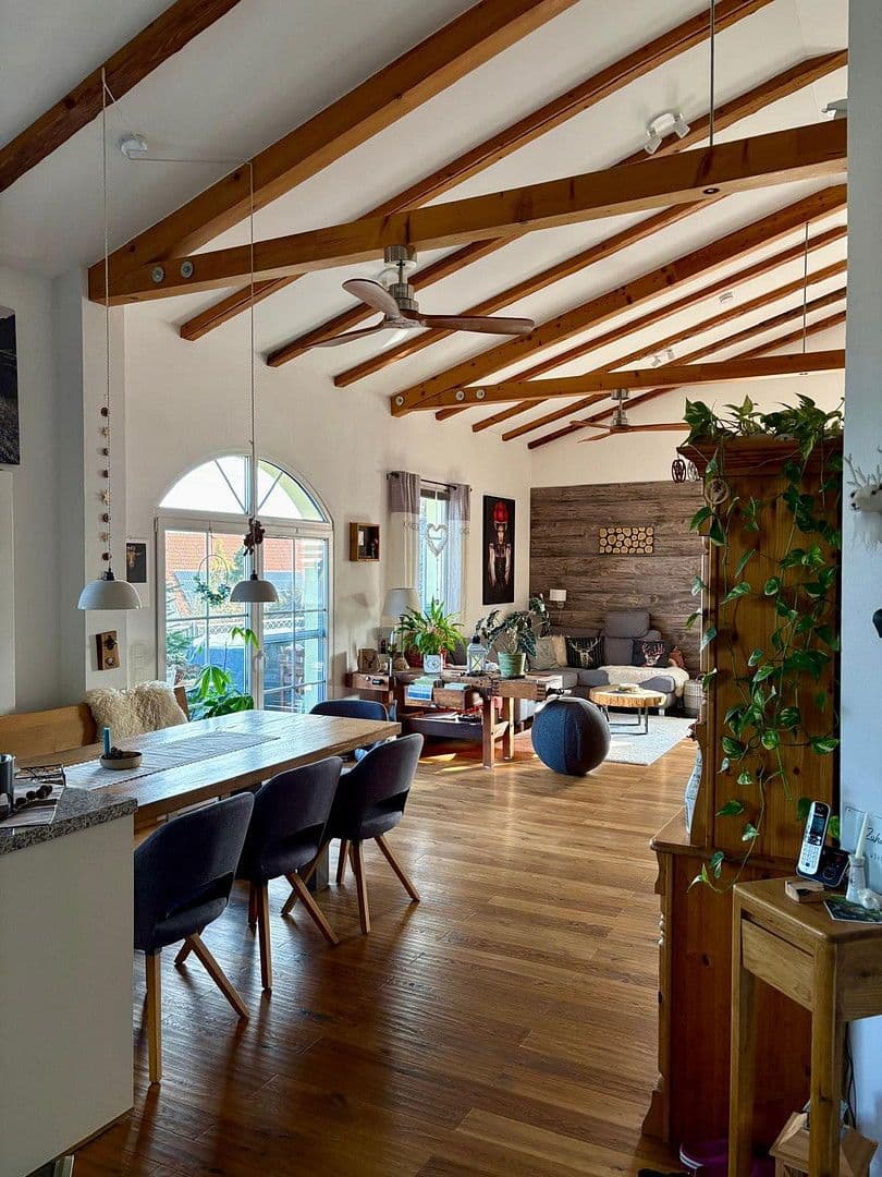 Prodej domu 130 m², pozemek 214 m², Hausener Str. 41/2, Weil der Stadt, Bádensko-Württembersko Prodej domu 130 m², pozemek 214 m², Hausener Str. 41/2, Weil der Stadt, Bádensko-Württembersko