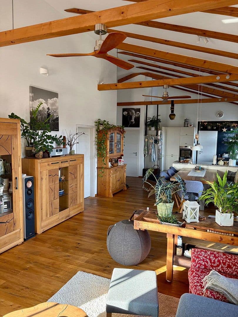 Prodej domu 130 m², pozemek 214 m², Hausener Str. 41/2, Weil der Stadt, Bádensko-Württembersko Prodej domu 130 m², pozemek 214 m², Hausener Str. 41/2, Weil der Stadt, Bádensko-Württembersko