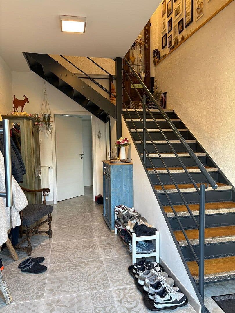 Prodej domu 130 m², pozemek 214 m², Hausener Str. 41/2, Weil der Stadt, Bádensko-Württembersko Prodej domu 130 m², pozemek 214 m², Hausener Str. 41/2, Weil der Stadt, Bádensko-Württembersko