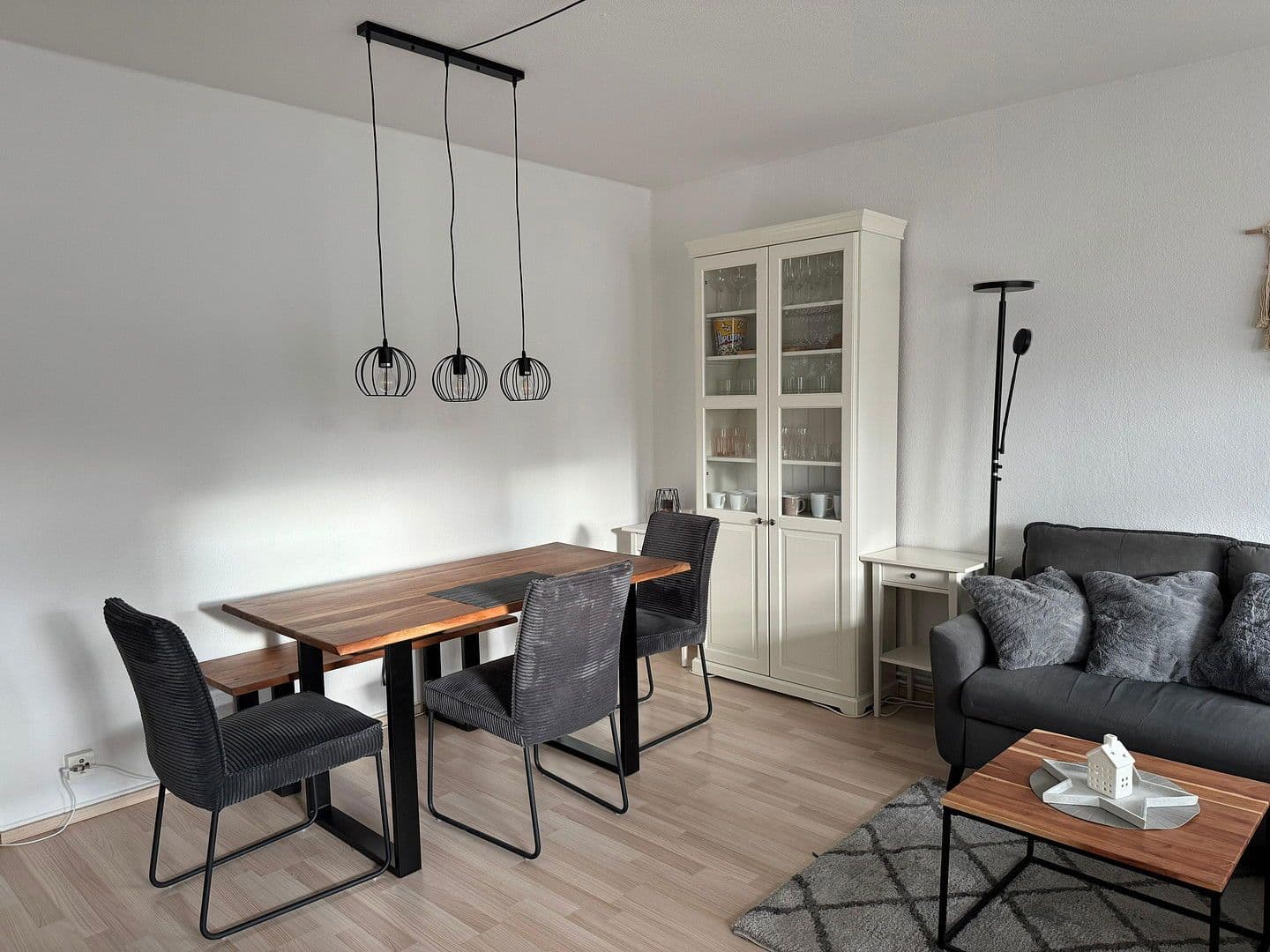 Pronájem bytu 3+1 63 m², Hildesheim, Dolní Sasko Pronájem bytu 3+1 63 m², Hildesheim, Dolní Sasko