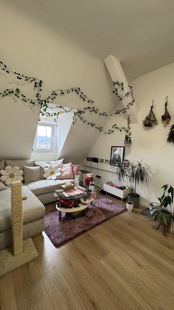 Pronájem bytu 2+1 41 m², Mannheimerstr. 186, Kaiserslautern, Porýní-Falc Pronájem bytu 2+1 41 m², Mannheimerstr. 186, Kaiserslautern, Porýní-Falc