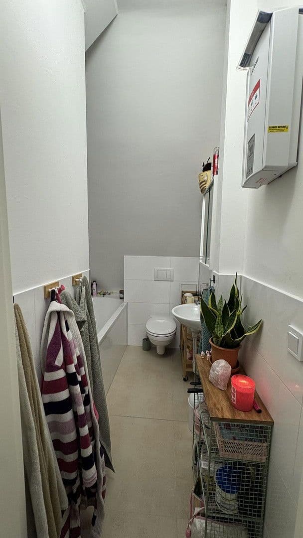 Pronájem bytu 2+1 41 m², Mannheimerstr. 186, Kaiserslautern, Porýní-Falc Pronájem bytu 2+1 41 m², Mannheimerstr. 186, Kaiserslautern, Porýní-Falc