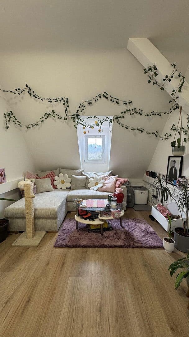 Pronájem bytu 2+1 41 m², Mannheimerstr. 186, Kaiserslautern, Porýní-Falc Pronájem bytu 2+1 41 m², Mannheimerstr. 186, Kaiserslautern, Porýní-Falc