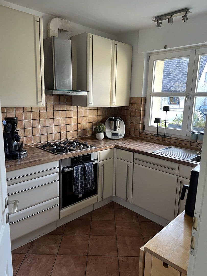 Prodej domu 127 m², pozemek 404 m², Neuss, Severní Porýní-Vestfálsko Prodej domu 127 m², pozemek 404 m², Neuss, Severní Porýní-Vestfálsko