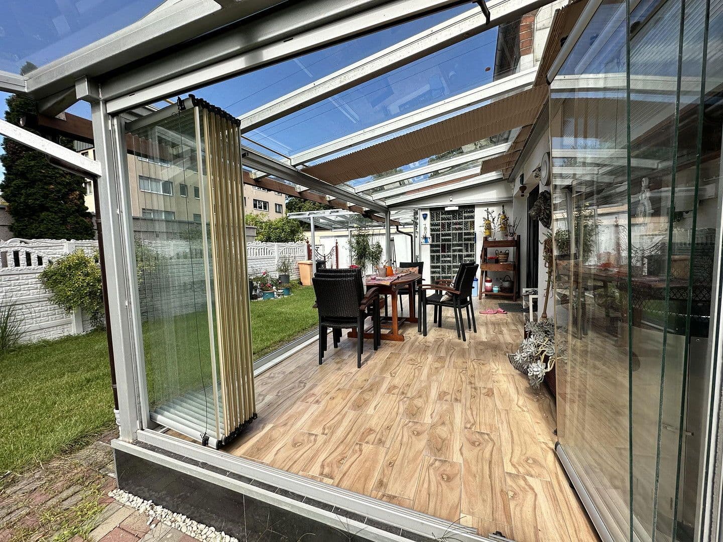 Prodej domu 222 m², pozemek 396 m², Berlin, Berlín Prodej domu 222 m², pozemek 396 m², Berlin, Berlín