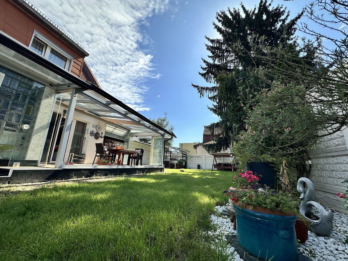 Prodej domu 222 m², pozemek 396 m², Berlin, Berlín Prodej domu 222 m², pozemek 396 m², Berlin, Berlín