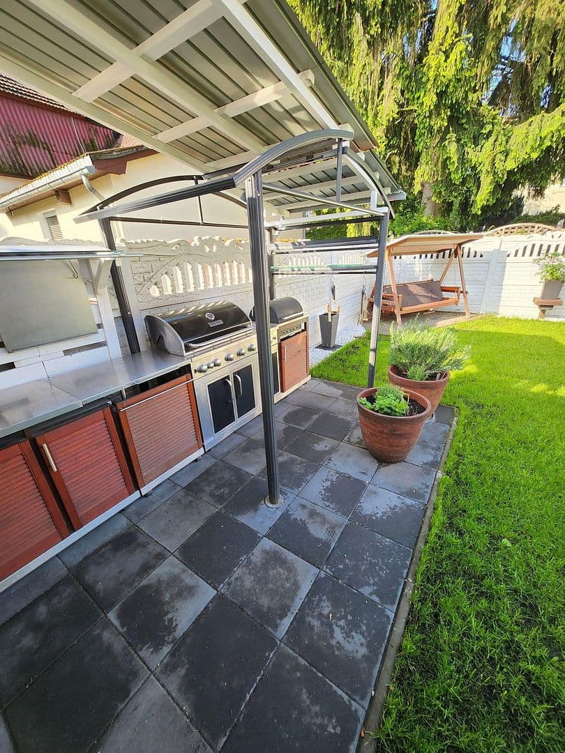 Prodej domu 222 m², pozemek 396 m², Berlin, Berlín Prodej domu 222 m², pozemek 396 m², Berlin, Berlín