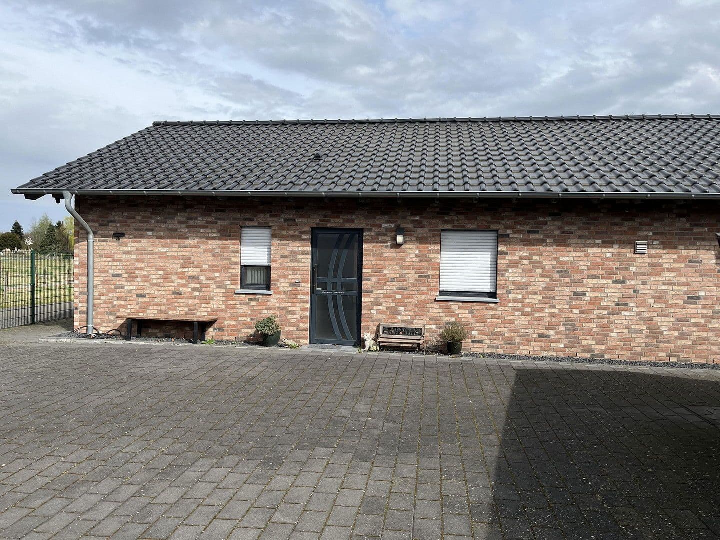 Prodej domu 95 m², pozemek 658 m², Heinsberg, Severní Porýní-Vestfálsko Prodej domu 95 m², pozemek 658 m², Heinsberg, Severní Porýní-Vestfálsko