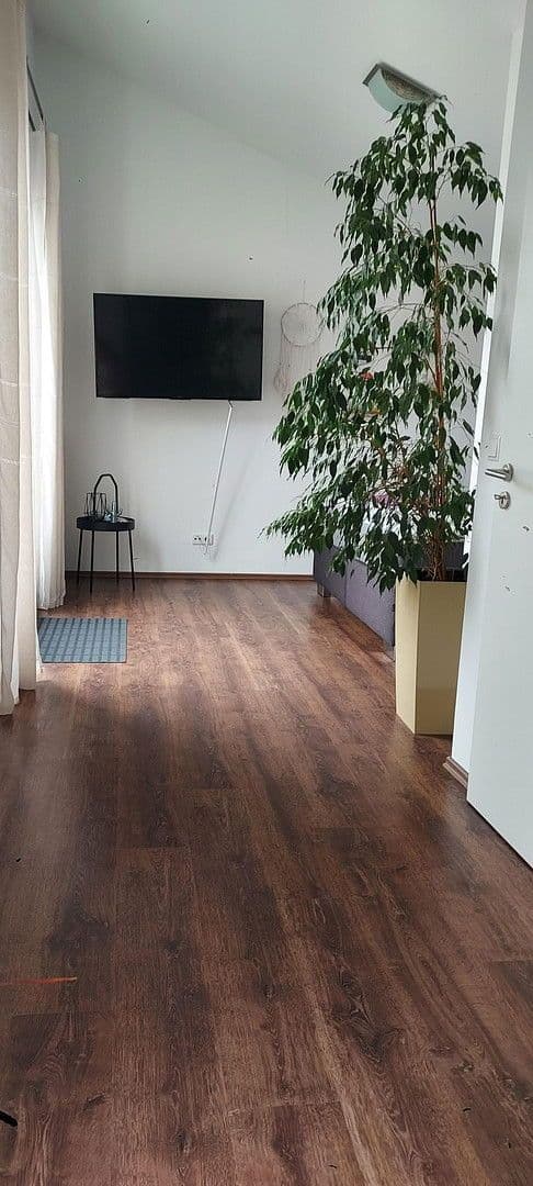 Prodej domu 125 m², pozemek 142 m², Feucht, Bavorsko Prodej domu 125 m², pozemek 142 m², Feucht, Bavorsko