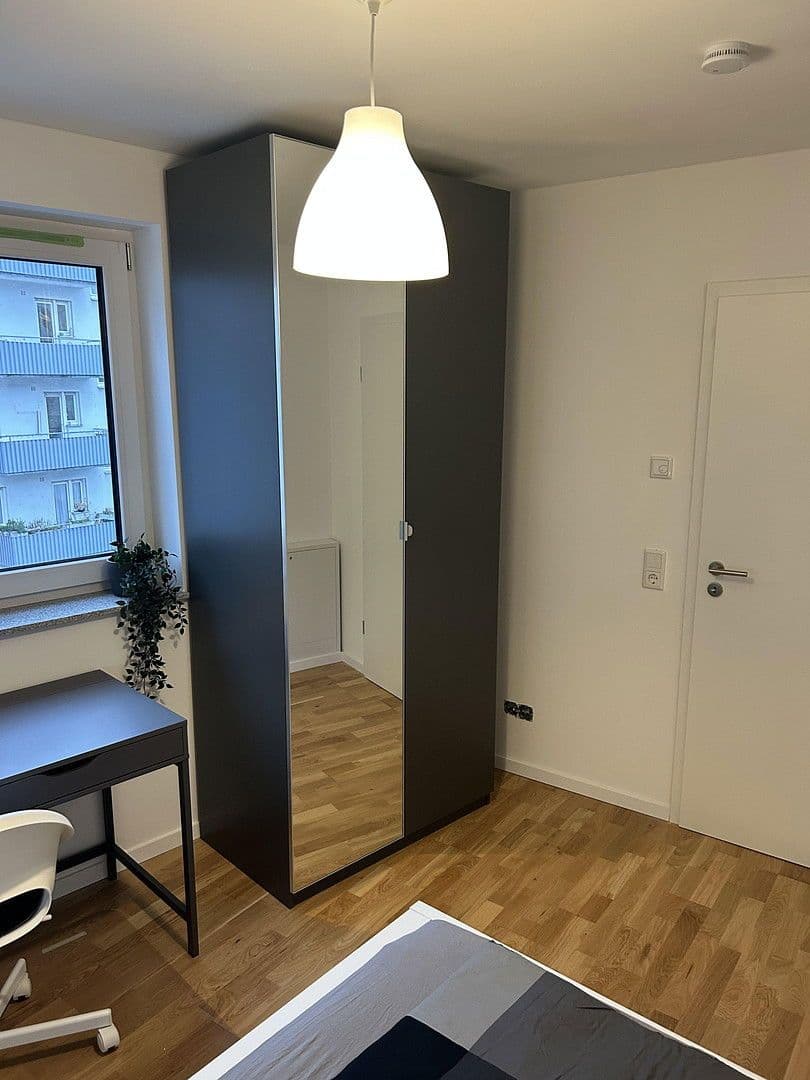 Pronájem bytu 1+kk 30 m², Mannheim, Bádensko-Württembersko Pronájem bytu 1+kk 30 m², Mannheim, Bádensko-Württembersko
